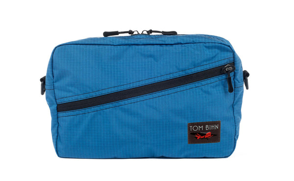 A Packing Cube Shoulder Bag in Cobalt (blue with light blue grid) 210 Cerylon